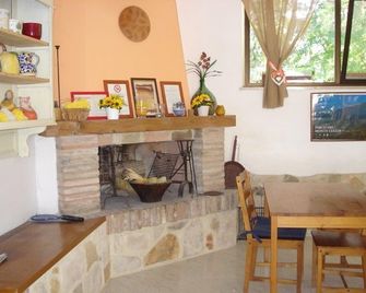 Casale La Fornace - Costacciaro - Comedor