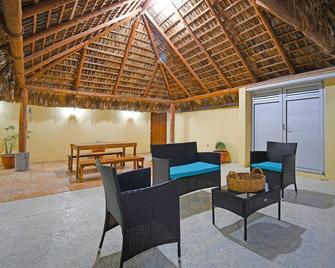 Condo w/Pool, Palapa Lounge & Free Parking Onsite - La Paz - Innenhof
