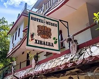 Hotel - Museo Xibalba - Palenque - Building