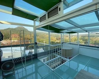 Orange Moon Inn - Hengchun Township - Balcón