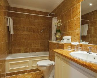 The Glenview Hotel & Leisure Club - Delgany - Bathroom