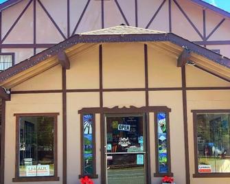Packwood Inn - Packwood - Budova