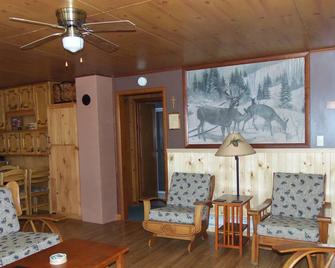 Secluded Cottage with Beautiful Views on Lake Wisconsin! - Merrimac - Sala de estar