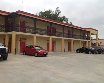 Executive Inn And Suites Jefferson - Jefferson - Building