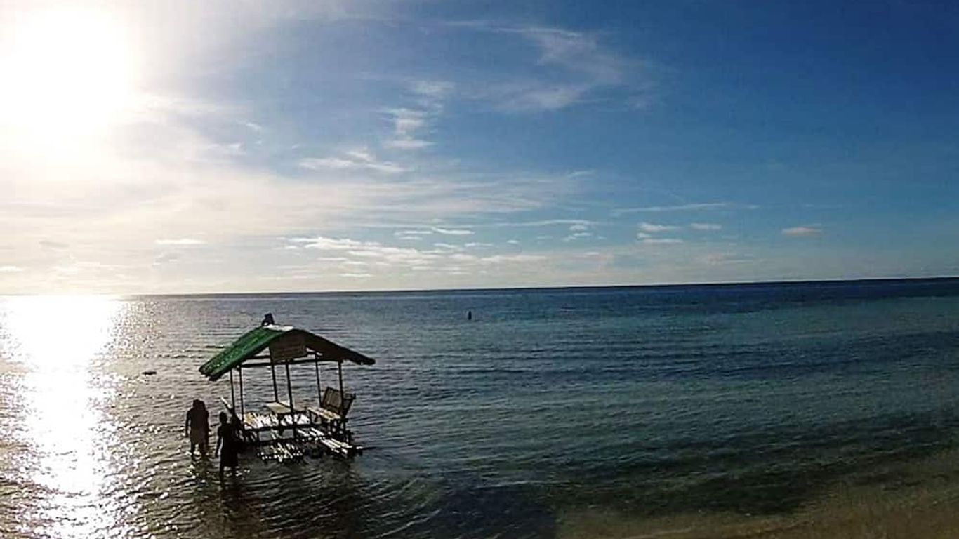 保和島安達長灘飯店