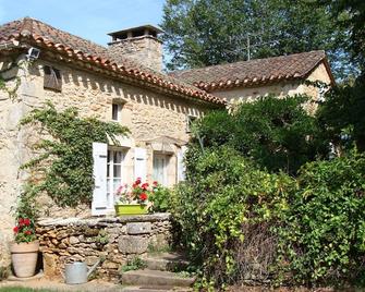 Character house with private pool - Montcabrier - Edificio