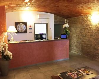 Hotel Riviera - Bastia - Reception