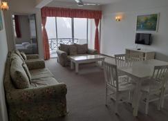 Puncak Inn Apartment - Frasers Hill - Sala de estar