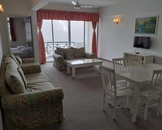 Puncak Inn Apartment - Frasers Hill - Sala de estar