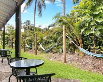 Coral Beach Lodge - Port Douglas - Patio