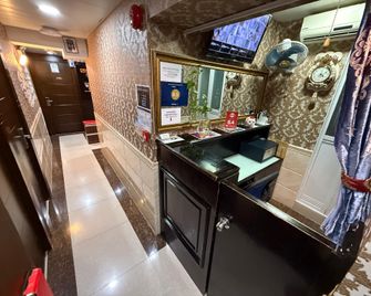 Valentine Guest House - Hong Kong - Recepción