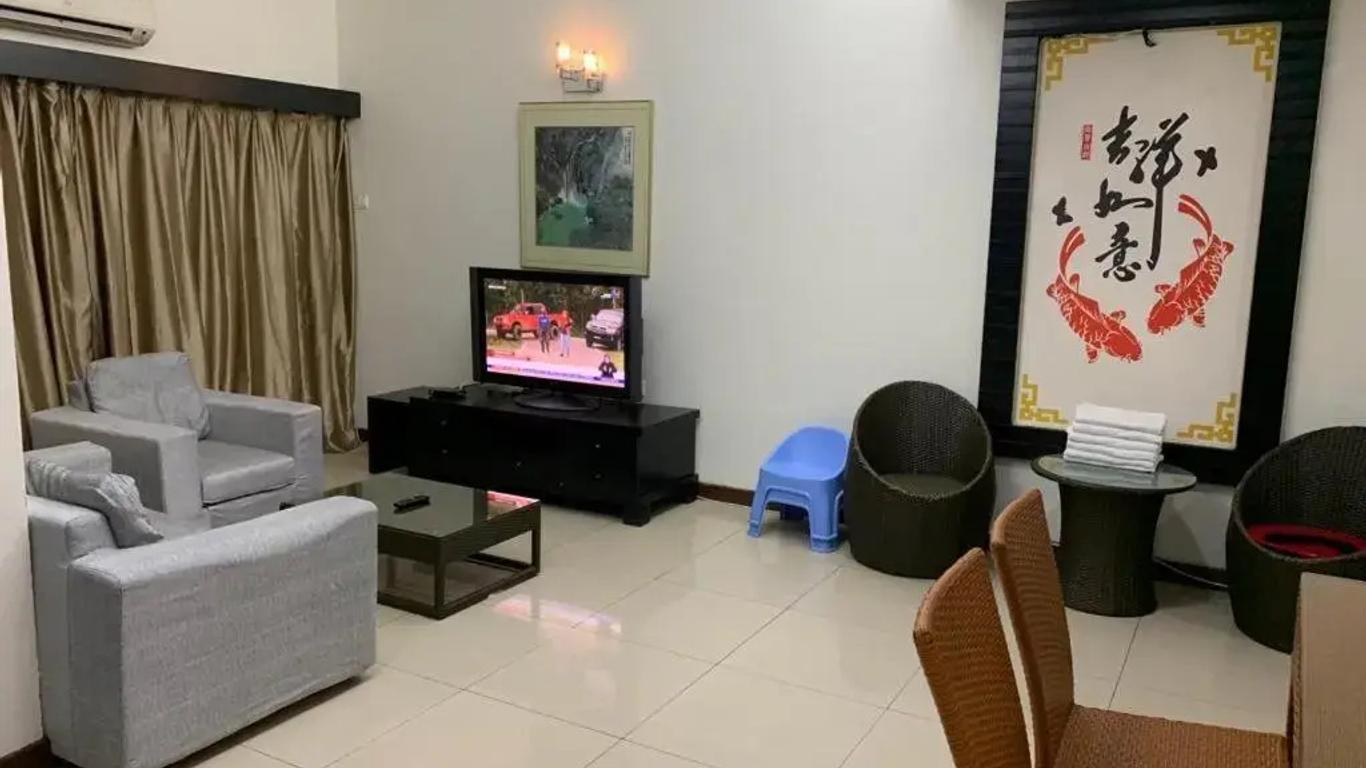 Homestay at Lagoon Park Resort