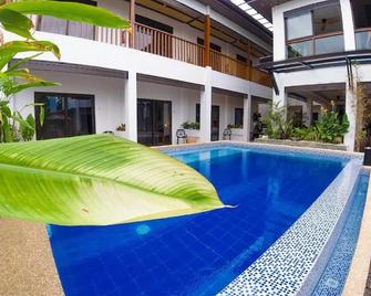 Azul de Panglao Hotel - Panglao - Basen