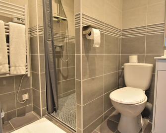 Hôtel des Deux Gares - Auxerre - Bathroom