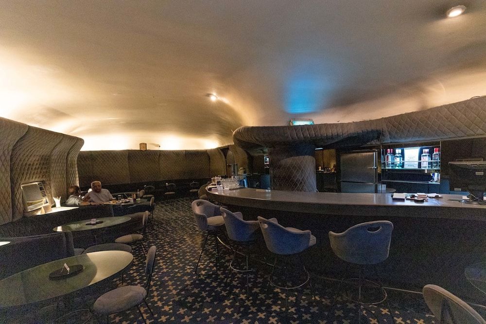 West End Hotel Opp Bombay Hospital - מומבאי - בר