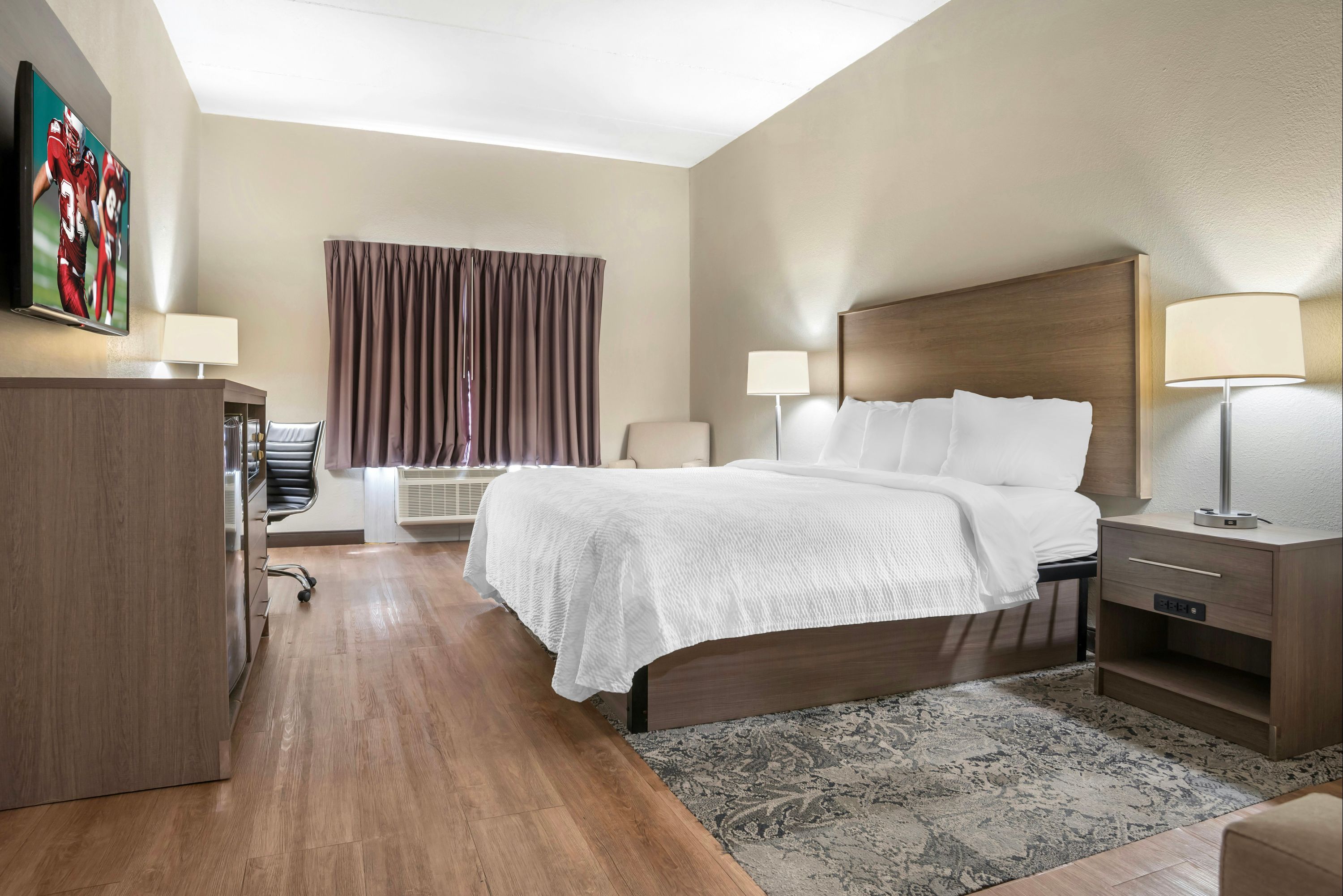 ريد روف بلس+ آند سويتس فيكسبرج - فيكسبورغ - غرفة نوم