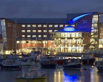 Rnli College - Пул - Будівля