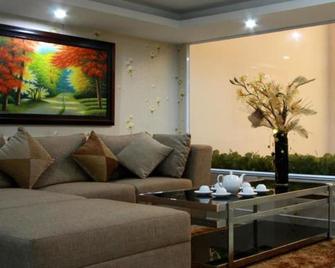 Hoa Bao Hotel - Ho Chi Minh City - Living room