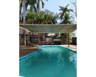 K - Town Hotel - Katherine - Piscina