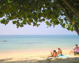 Sea Scene Resort - Ko Pha Ngan - Beach