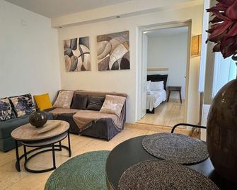 The Centric Apt By Loc Hospitality - Corfú - Sala de estar