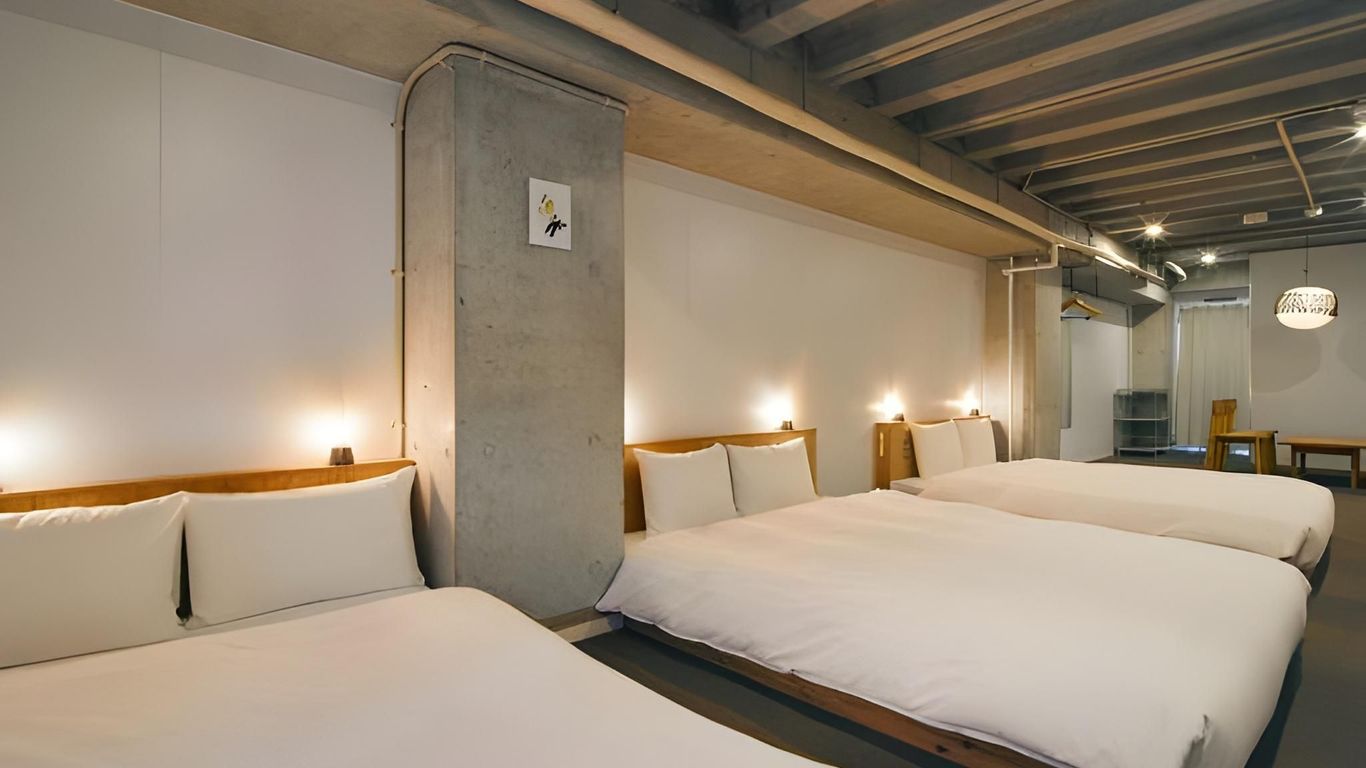 Common De -Hostel&Bar-