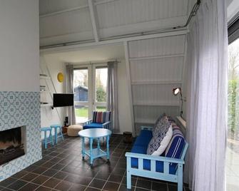 Schouwse Stee 3 cozy and modern holiday home in small park - Westenschouwen - Sala de estar