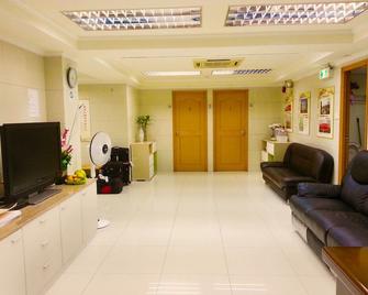 Le Cong Fraternal Guest House - Hong Kong - Lobby