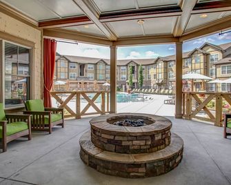 Convenient To Downtown Atlanta & Suntrust Park - Pet Friendly! - Smyrna - Patio