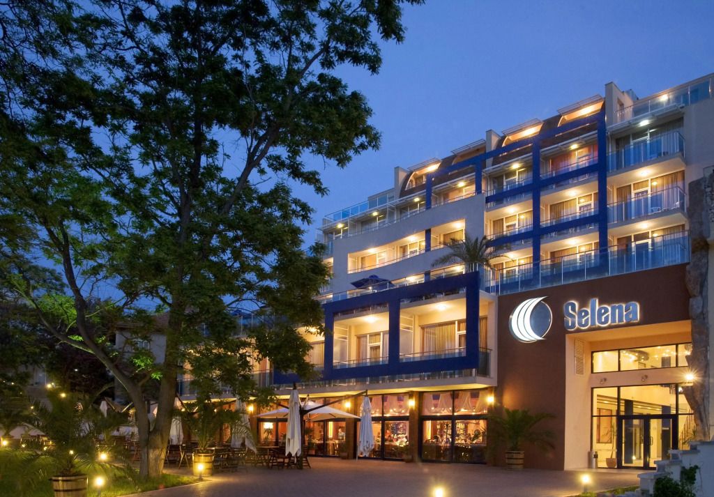 Selena Hotel