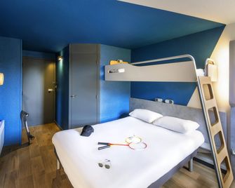 ibis budget Grenoble Voreppe - Voreppe - Schlafzimmer