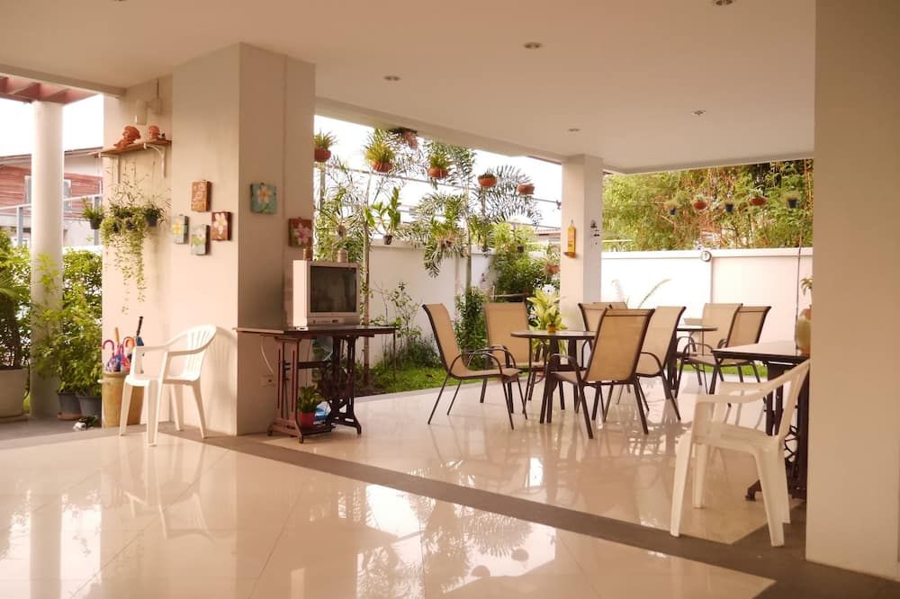 The Meet Green Apartment - בנגקוק - פטיו