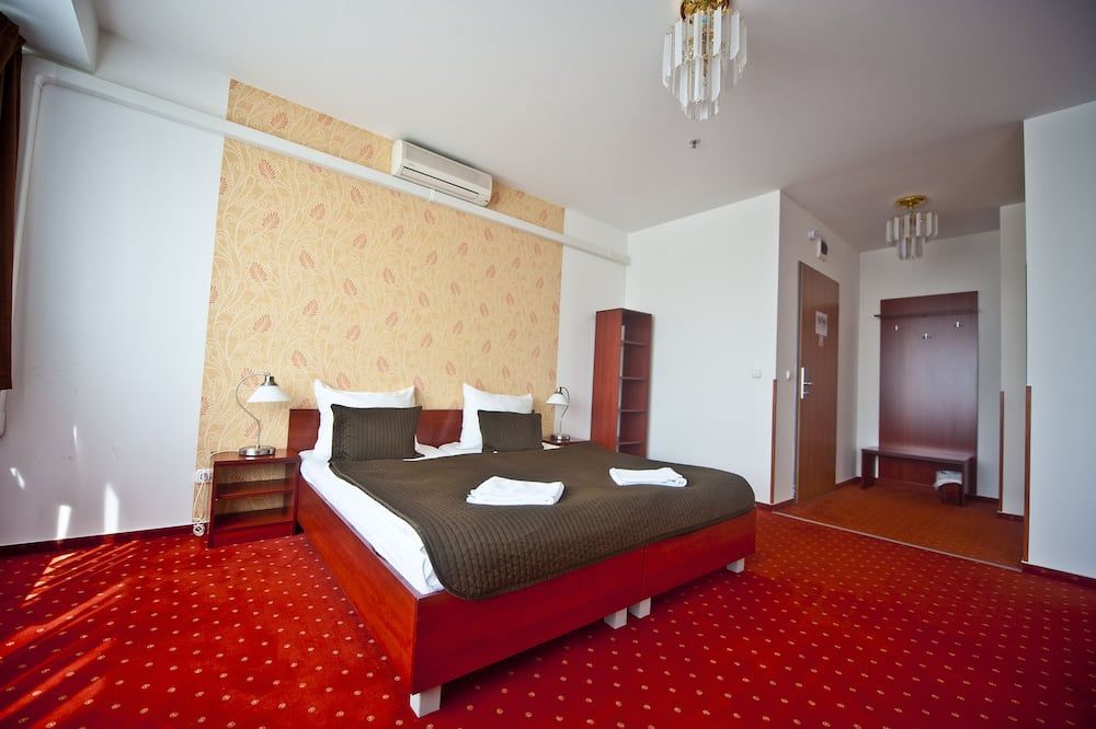 Canada Hotel Budapest - בודפשט