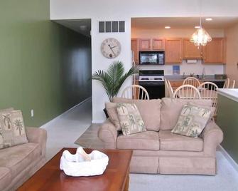 Wonderful Townhome in Beautiful Avalon! - Avalon - Living room