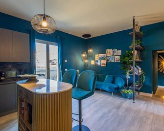 Blossoms of Siena, Adults Only - Siena - Front desk
