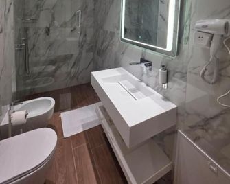Haris Hotel - Vlorë