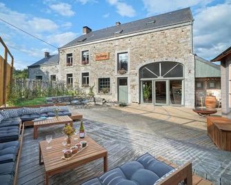 La Forge - Chambres d'hôtes en Ardenne - Wellin - Innenhof