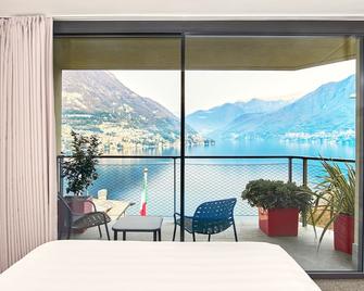 Hotel Lago - Torno - Balcony