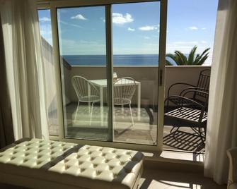 Hotel San Pietro Palace - Finale Ligure - Balcón