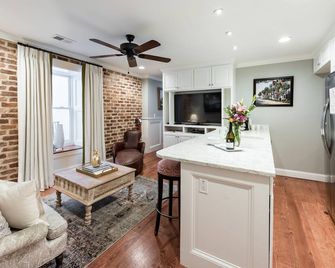 The Quarters on Vendue - Charleston - Living room