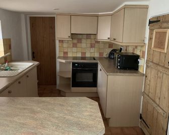 Bell Cottage - Bury St. Edmunds - Kitchen