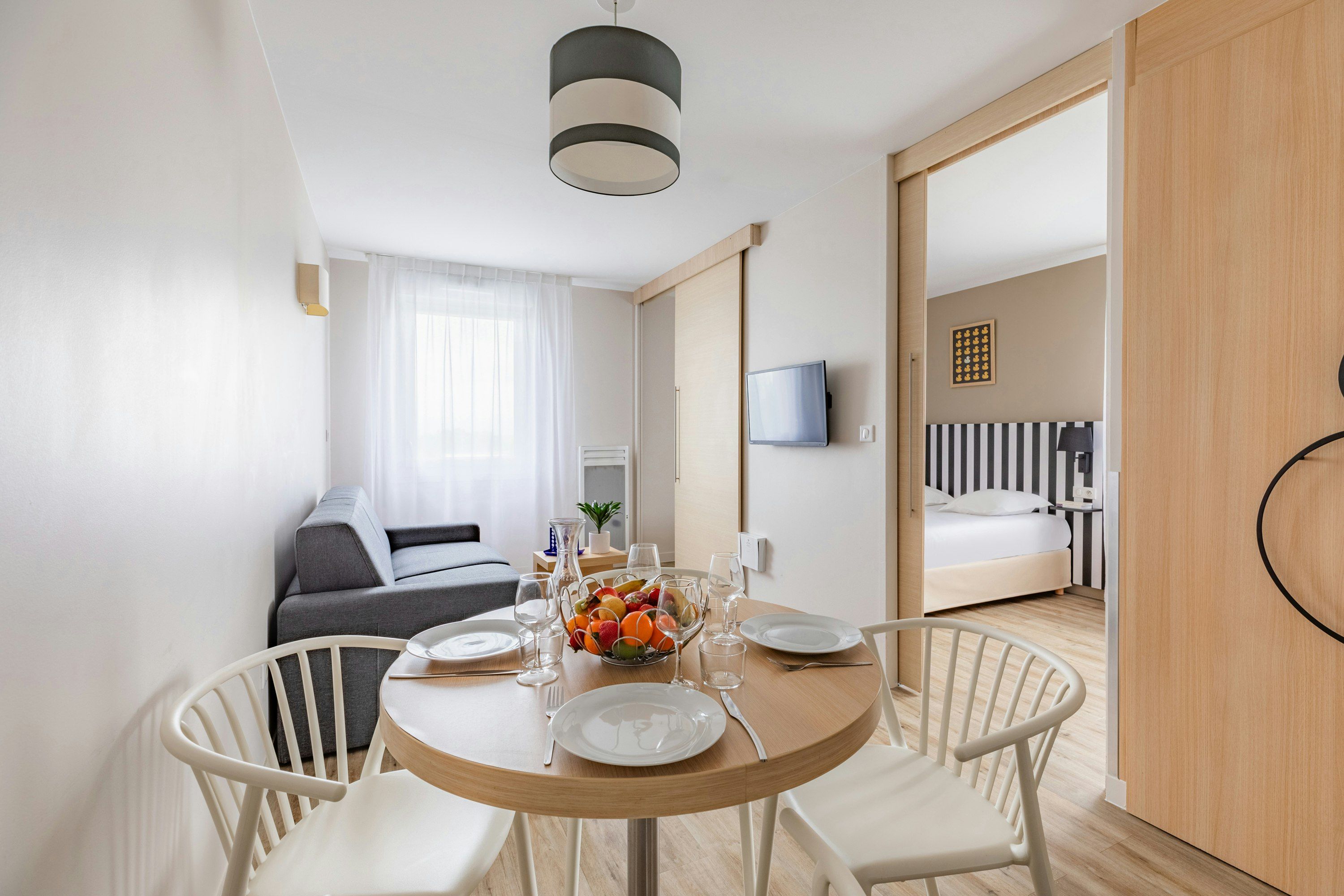 أبارتسيتي كلاسيك ريمز بارك ديز إكسبوسيشين - رانس - غرفة طعام