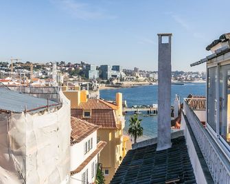 Bright Valadim Apartment - Cascais - Balkon