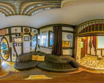Hotel Garten - Slavonski Brod - Front desk