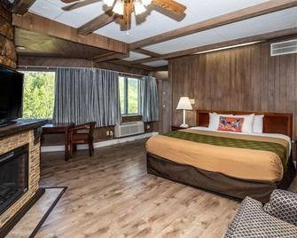 Chalet Inn - Gatlinburg - Bedroom