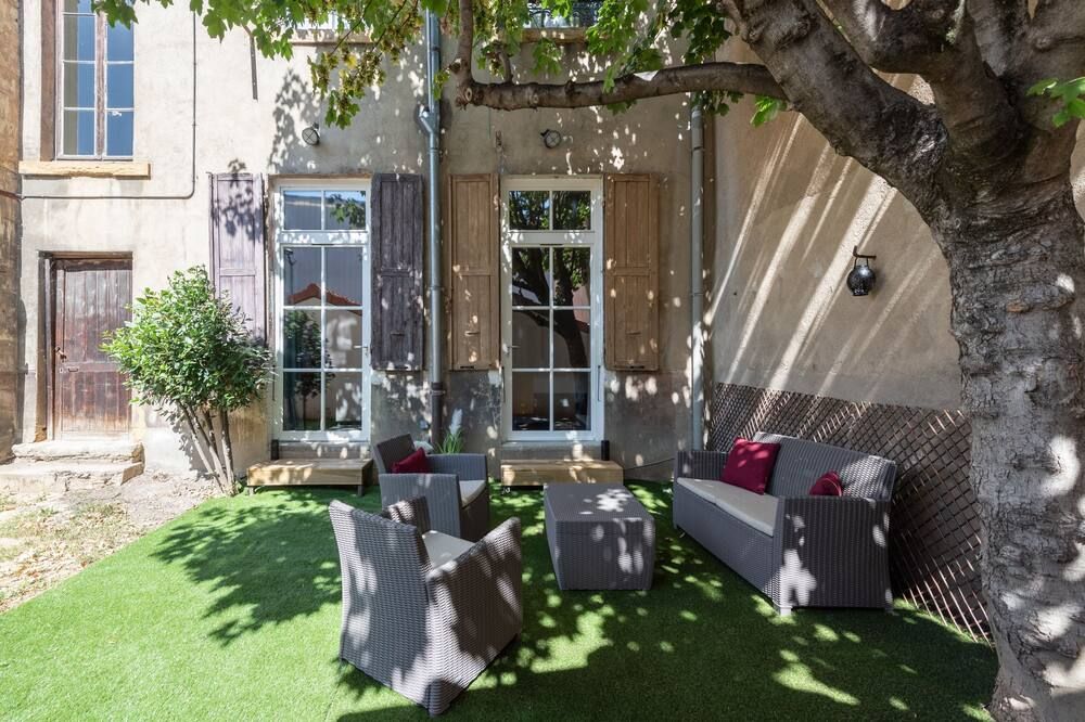 Le Jardin des Docks - Appt avec jardin - ליון - פטיו