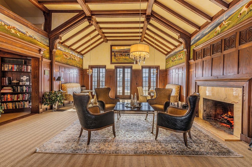 Glen Gordon Manor from $327. Huntly Hotel Deals & Reviews - KAYAK