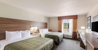 Quality Inn Near Grand Canyon - Williams - Bedroom