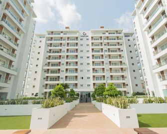 Accra Luxury Apartments at The Gallery - Acra - Edificio