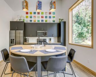 Mtn-View New Castle Escape w/ Grill! - New Castle - Comedor